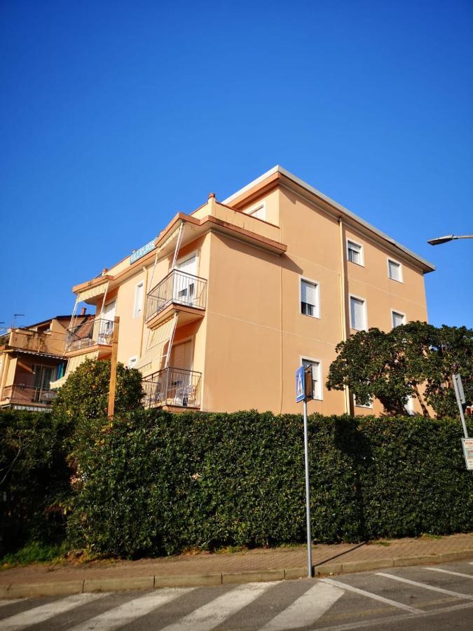 Villa Rosa Loano Exteriér fotografie