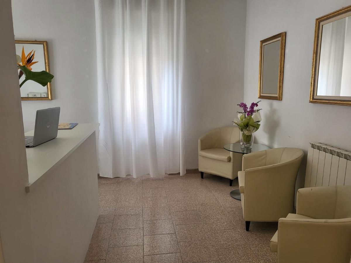 Villa Rosa Loano Exteriér fotografie